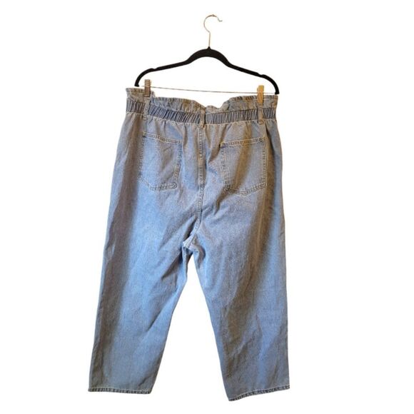 ShowPo Light Wash Straight Leg Paperbag Jeans - Picture 2 of 5